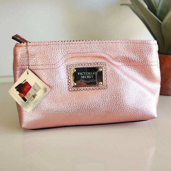 New Victoria's Secret Rose Gold Beauty Bag with Cosmetics, Make Up, Perfume, etc - Picture 8 of 9